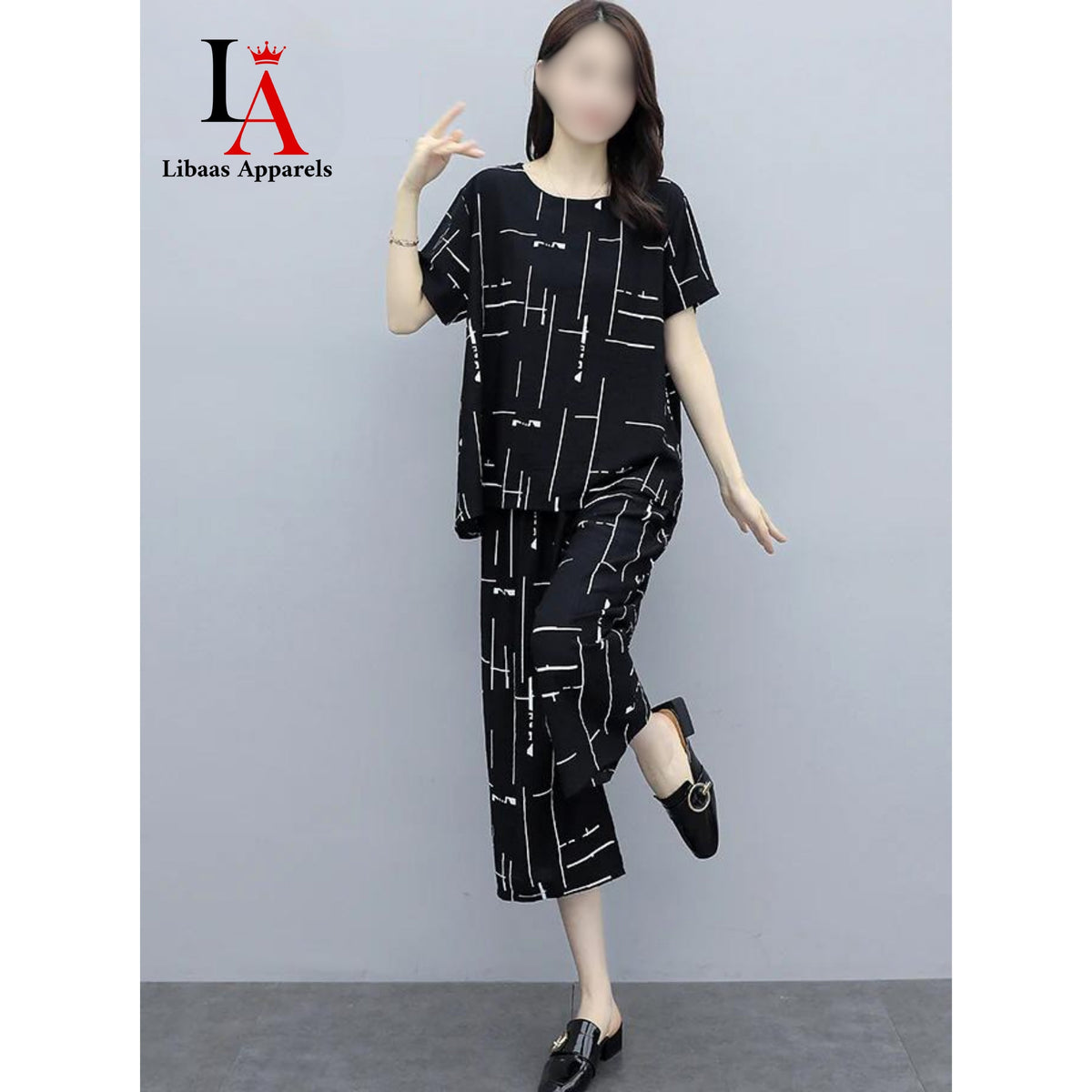 Black Capri Printed Night Suit