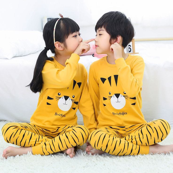 LITTLE TIGERS
